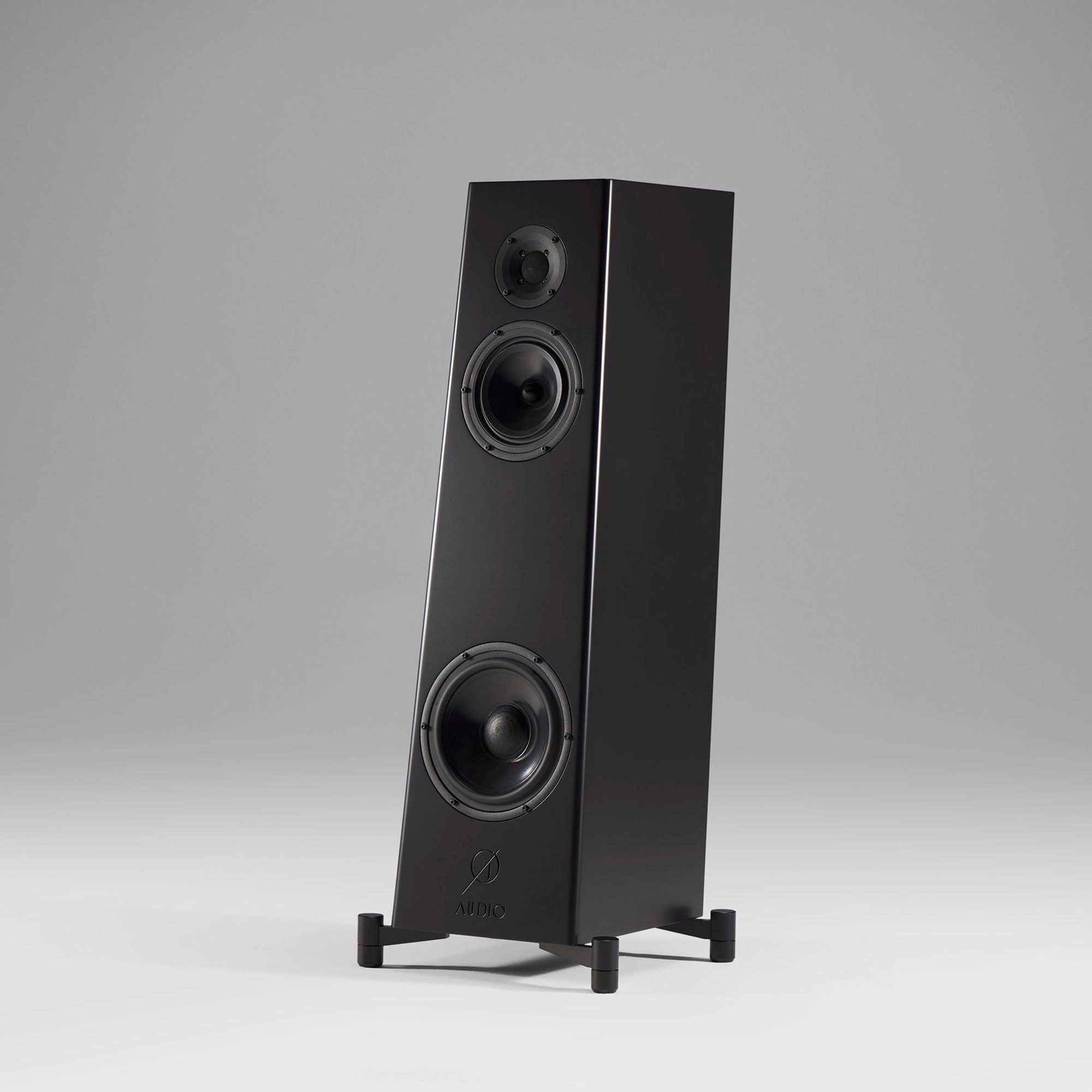  Audio Frigg 02 Loudspeaker