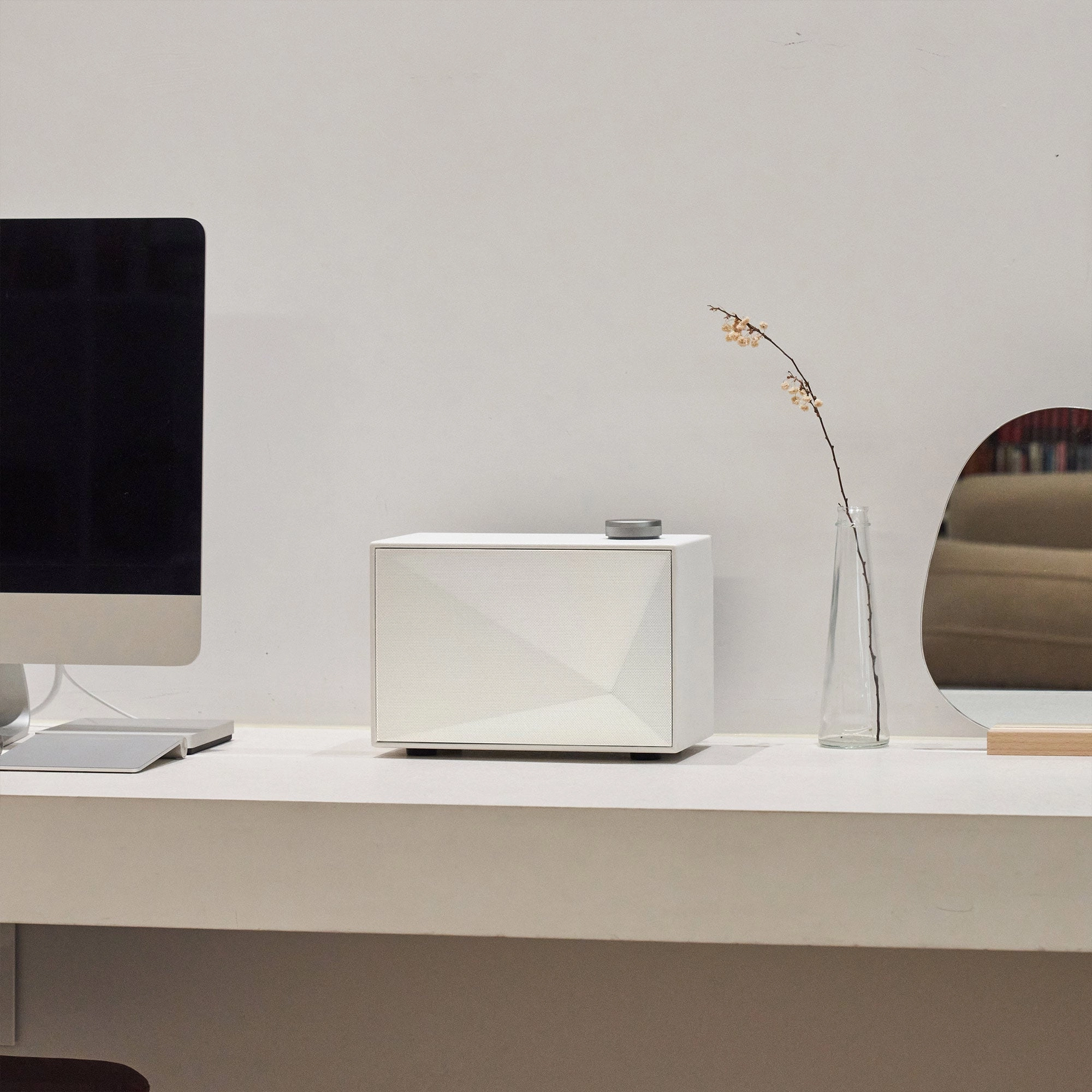 Astell&Kern ACRO BE100 Hi-Fi Wireless Speaker