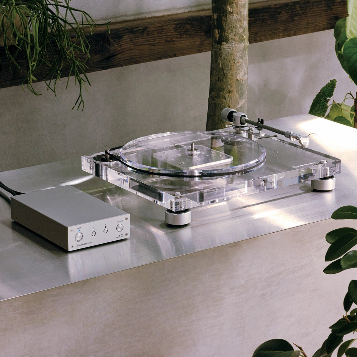 Audio-Technica AT-LPA2 Fully Manual Belt-Drive Turntable