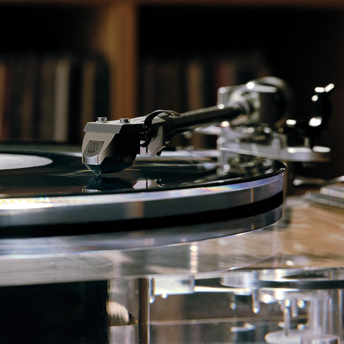 Audio-Technica AT-LPA2 Fully Manual Belt-Drive Turntable
