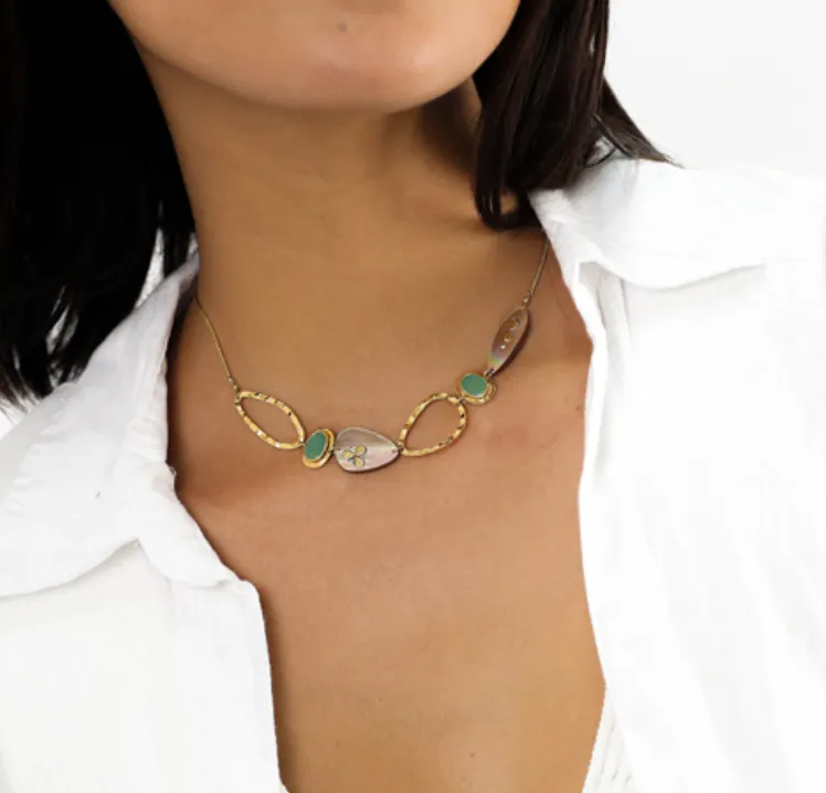 Blue Scarab Jewellery COLOMBINE 6 elements short necklace