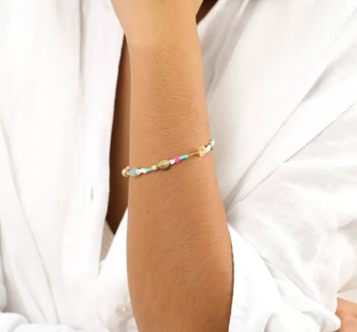 Blue Scarab Jewellery EMILY macrame bracelet