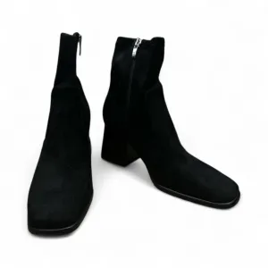 Boots Ankle Heels By Marc Fisher In Black, Size: 8 marc-fisher
