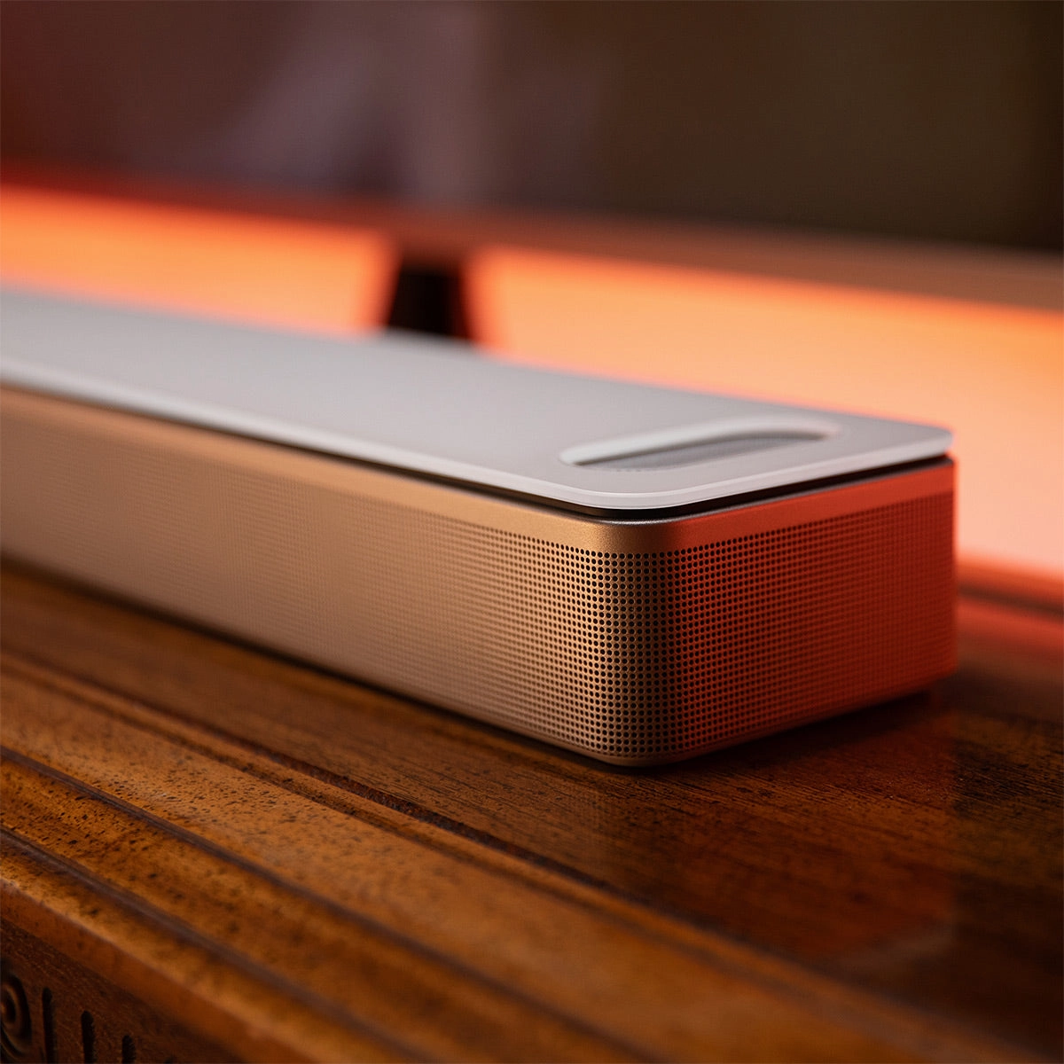 Bose Smart Ultra Soundbar with Bass Module 700 Subwoofer (White)