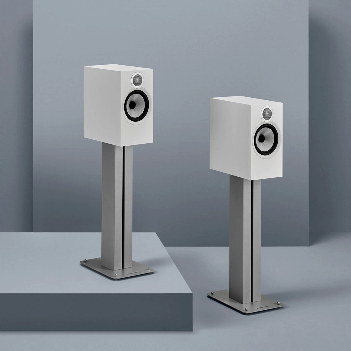 Bowers & Wilkins 606 S3 2-Way Bookshelf Speaker with 6.5" Continuum Cone Driver - Pair (White)