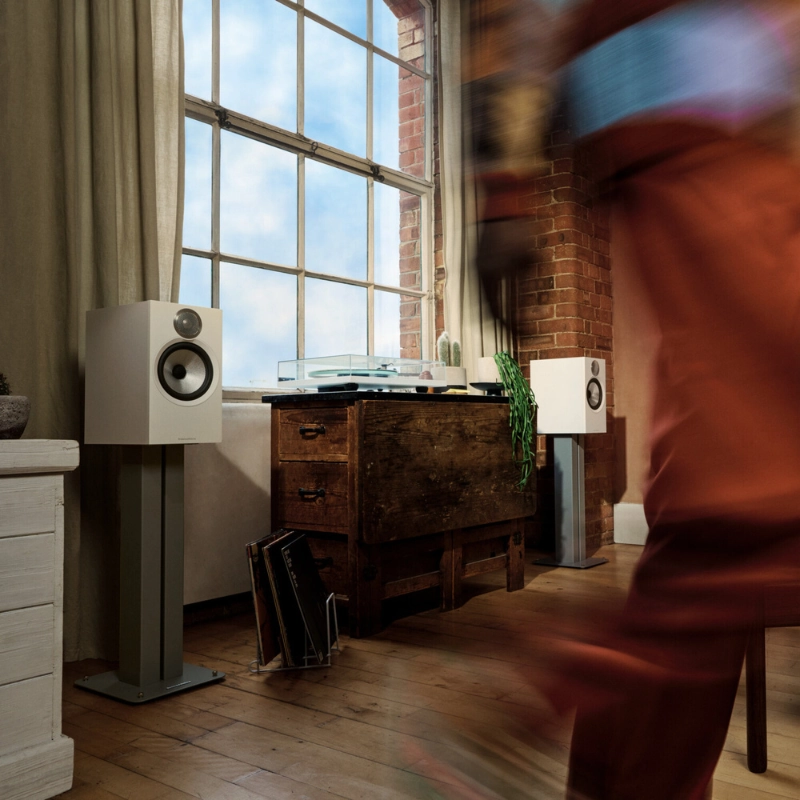 Bowers & Wilkins 606 S3 Bookshelf Speaker (Pair)