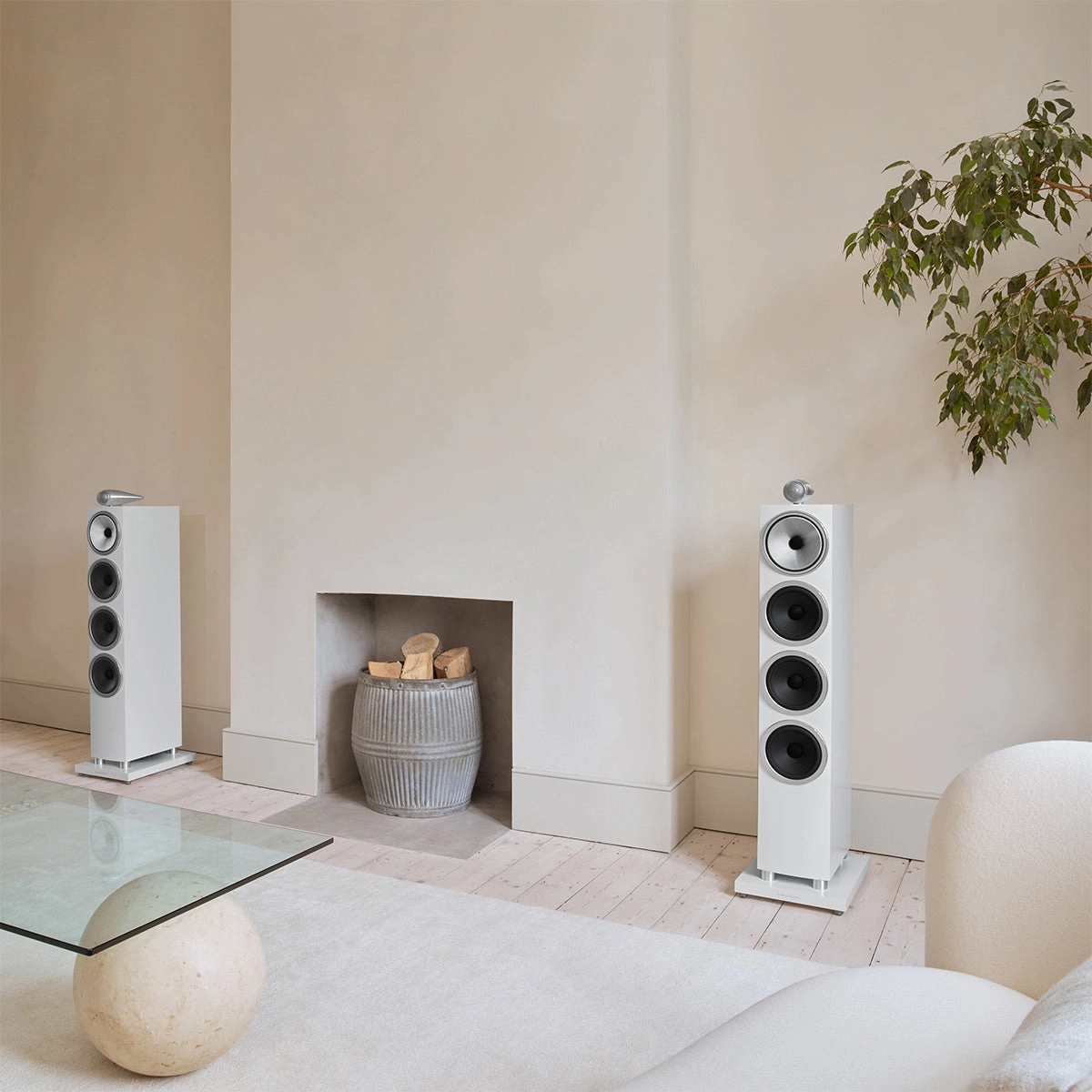 Bowers & Wilkins 702 S3 3-Way Floorstanding Speaker - Pair (Satin White)