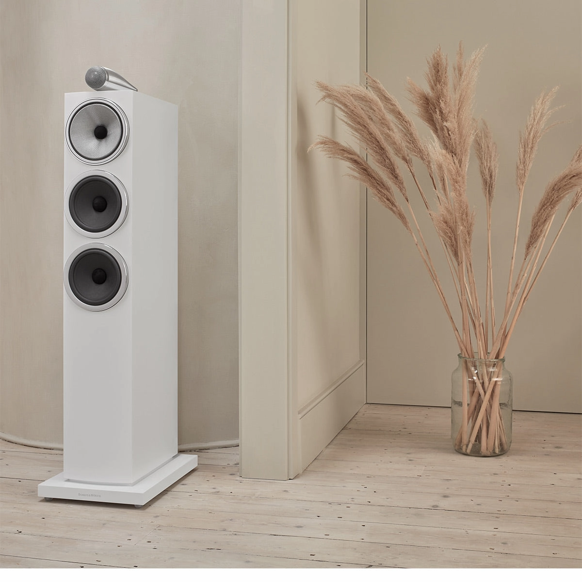 Bowers & Wilkins 703 S3 3-Way Floorstanding Speaker - Each (Satin White)