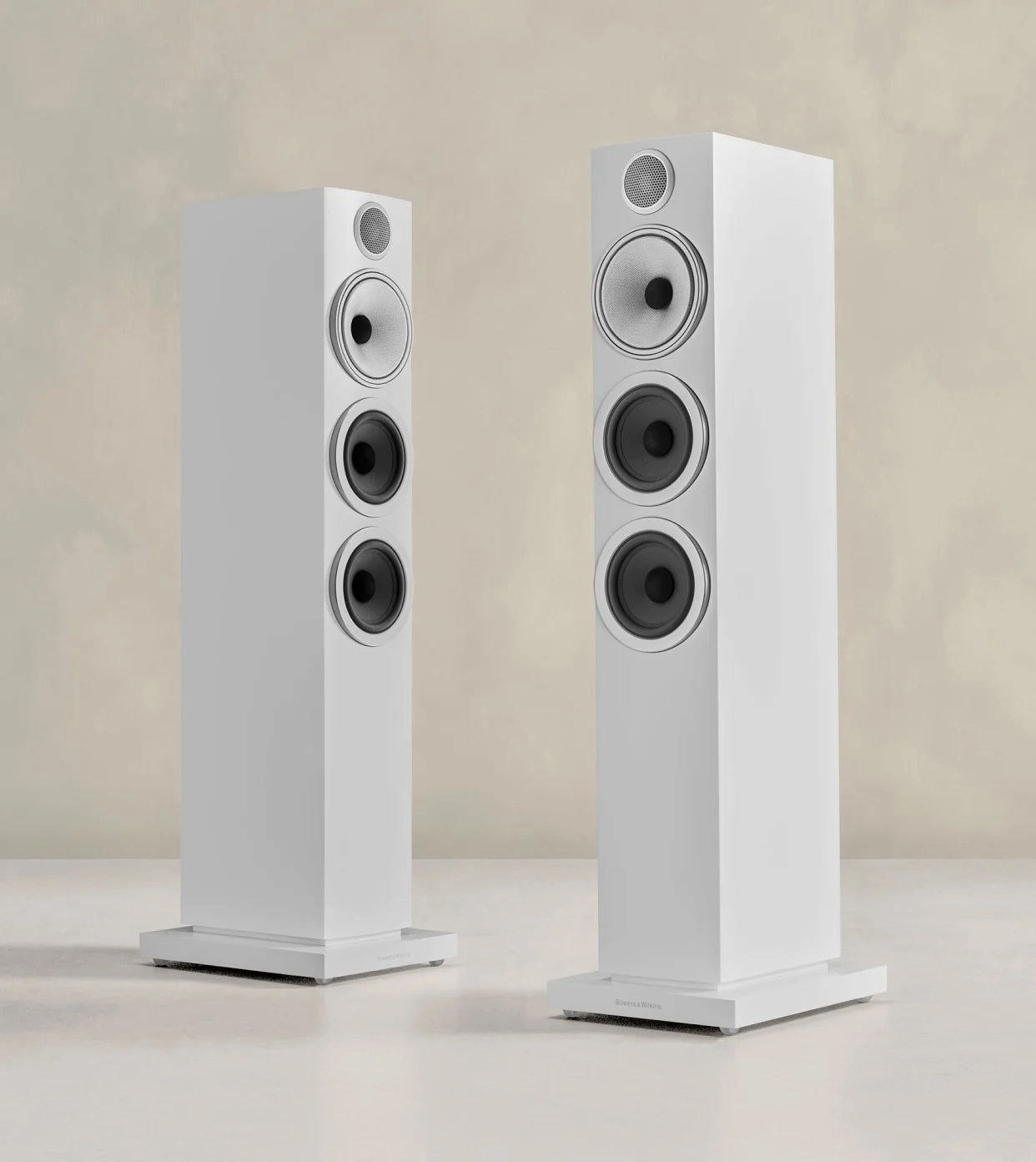 Bowers & Wilkins 704 S3 Floorstanding Speaker (Pair)