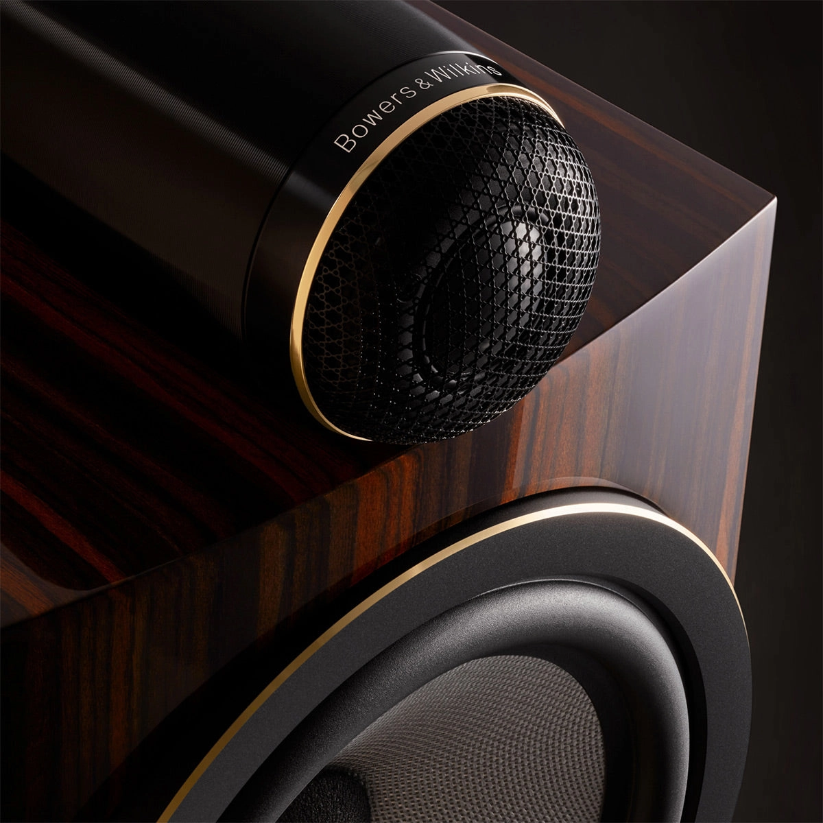 Bowers & Wilkins 705 S3 Signature 2-Way Bookshelf Speakers - Pair (Datuk Gloss)