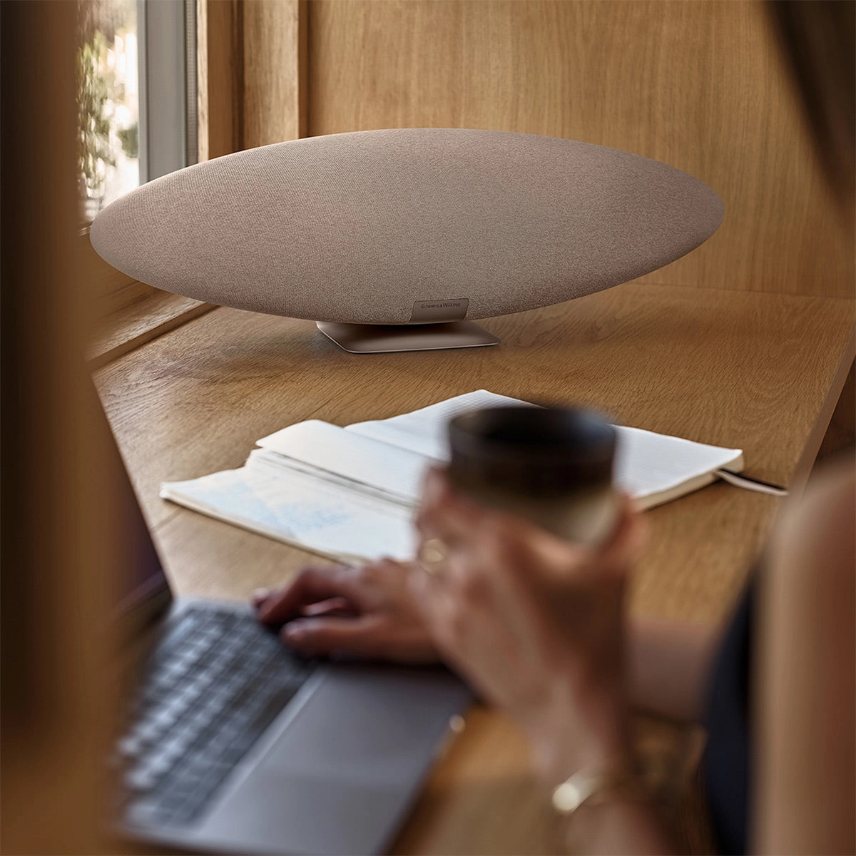 Bowers & Wilkins Zepplin Pro Edition Wireless Speaker (Solar Gold)