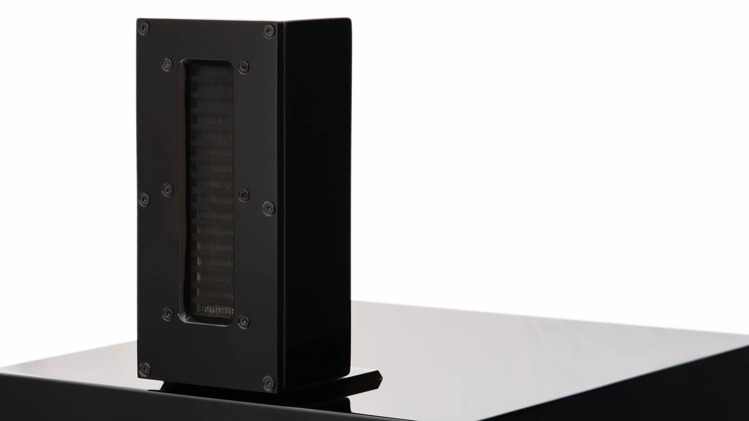 Daniel Hertz Chiara Speakers With Maria 800 Amplifier