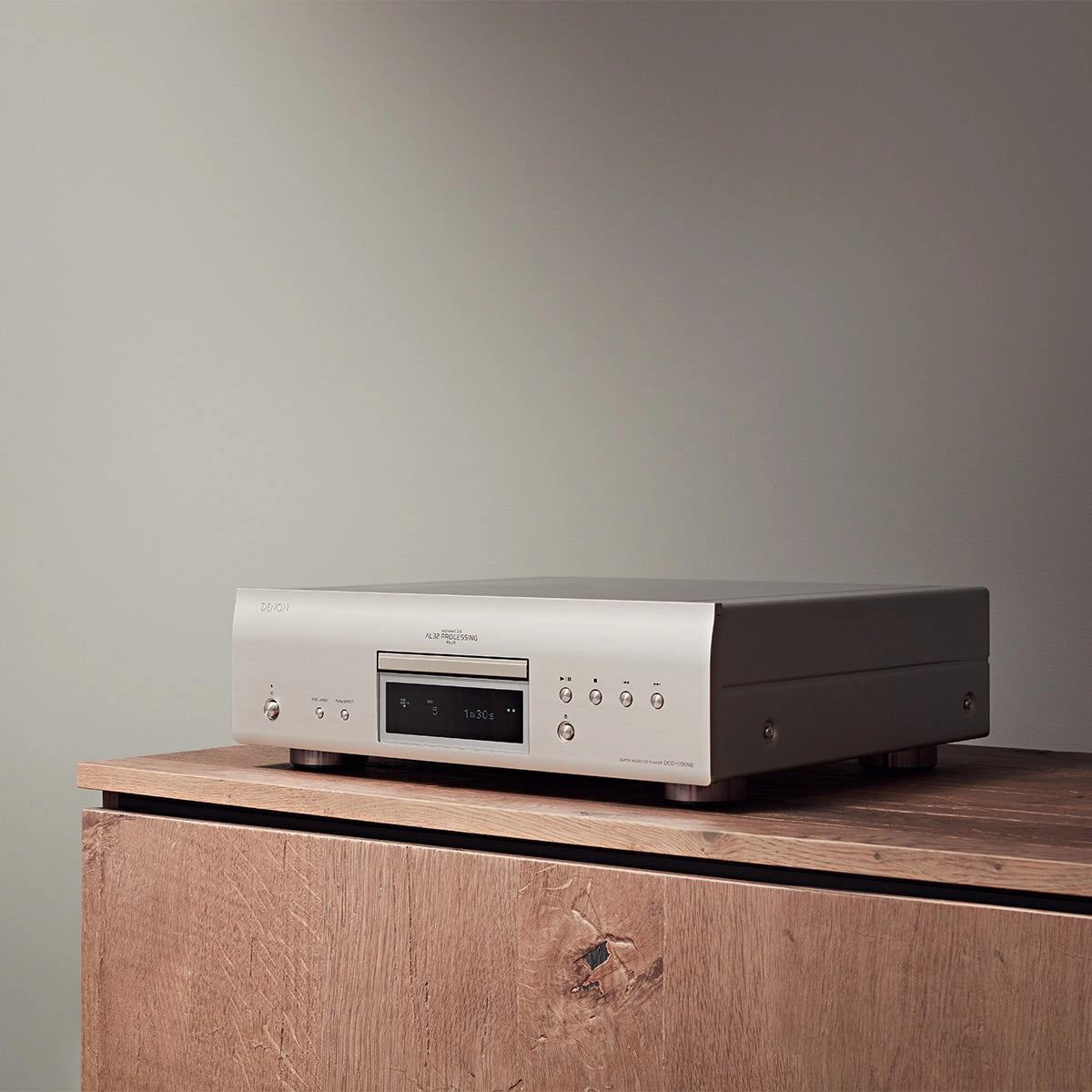 Denon DCD-1700NE CD/SACD Player with Advanced AL32 Processing Plus (Silver)