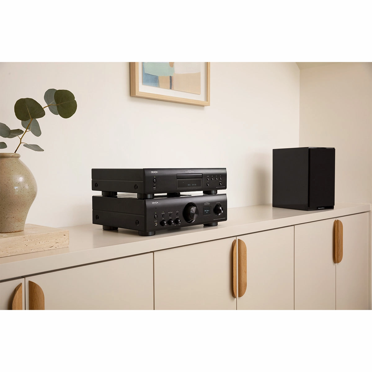 Denon DCD-900NE CD Player and PMA-900HNE Integrated Network Amplifier (Black)