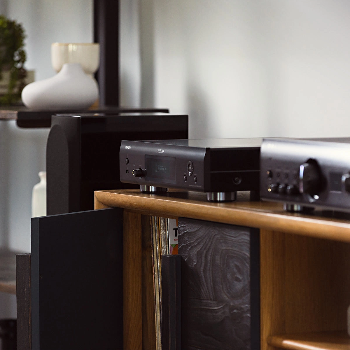 Denon DNP-2000NE Network Player with Ultra AL32 Processing and HEOS Built-In (Black)
