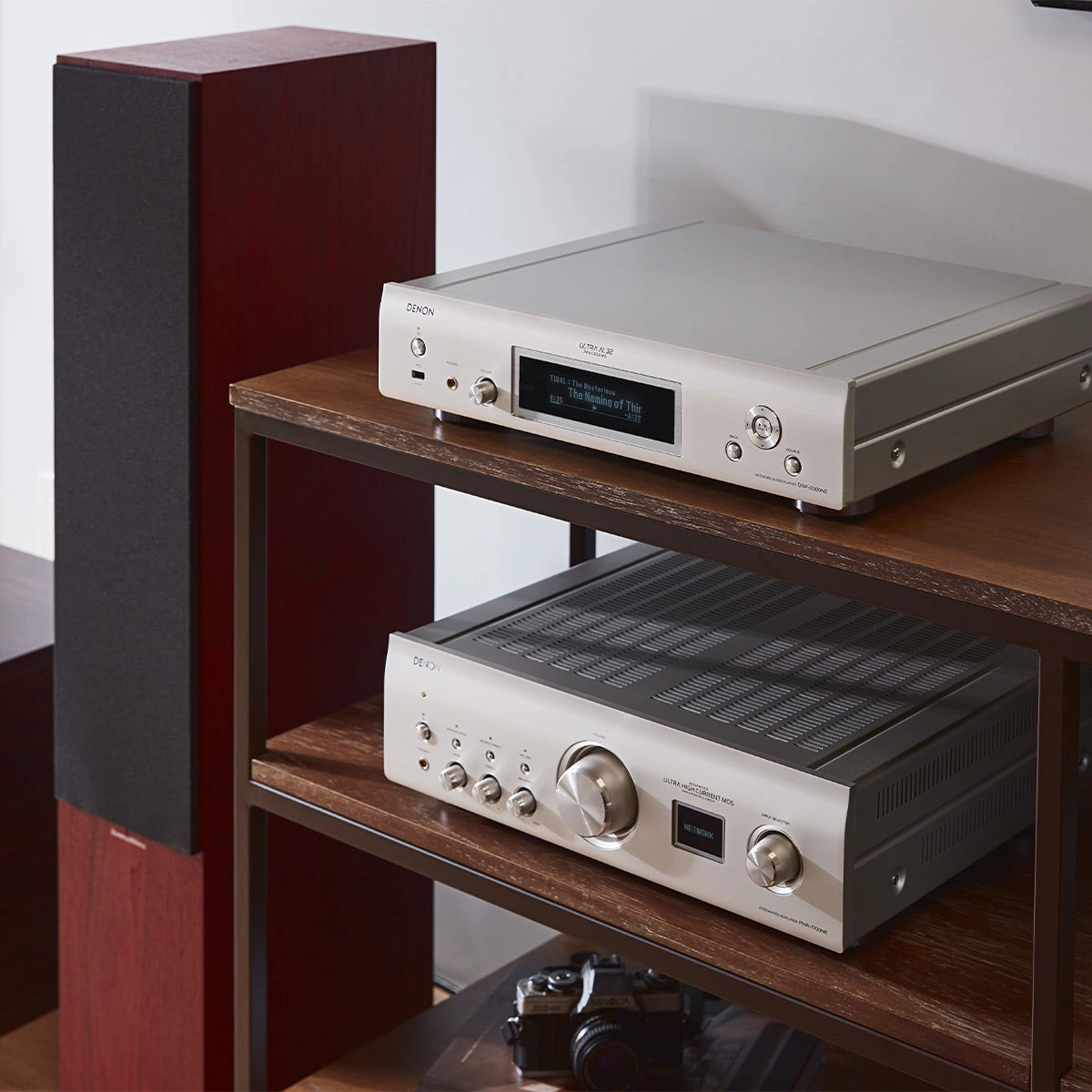 Denon DNP-2000NE Network Player with Ultra AL32 Processing and HEOS Built-In (Silver)