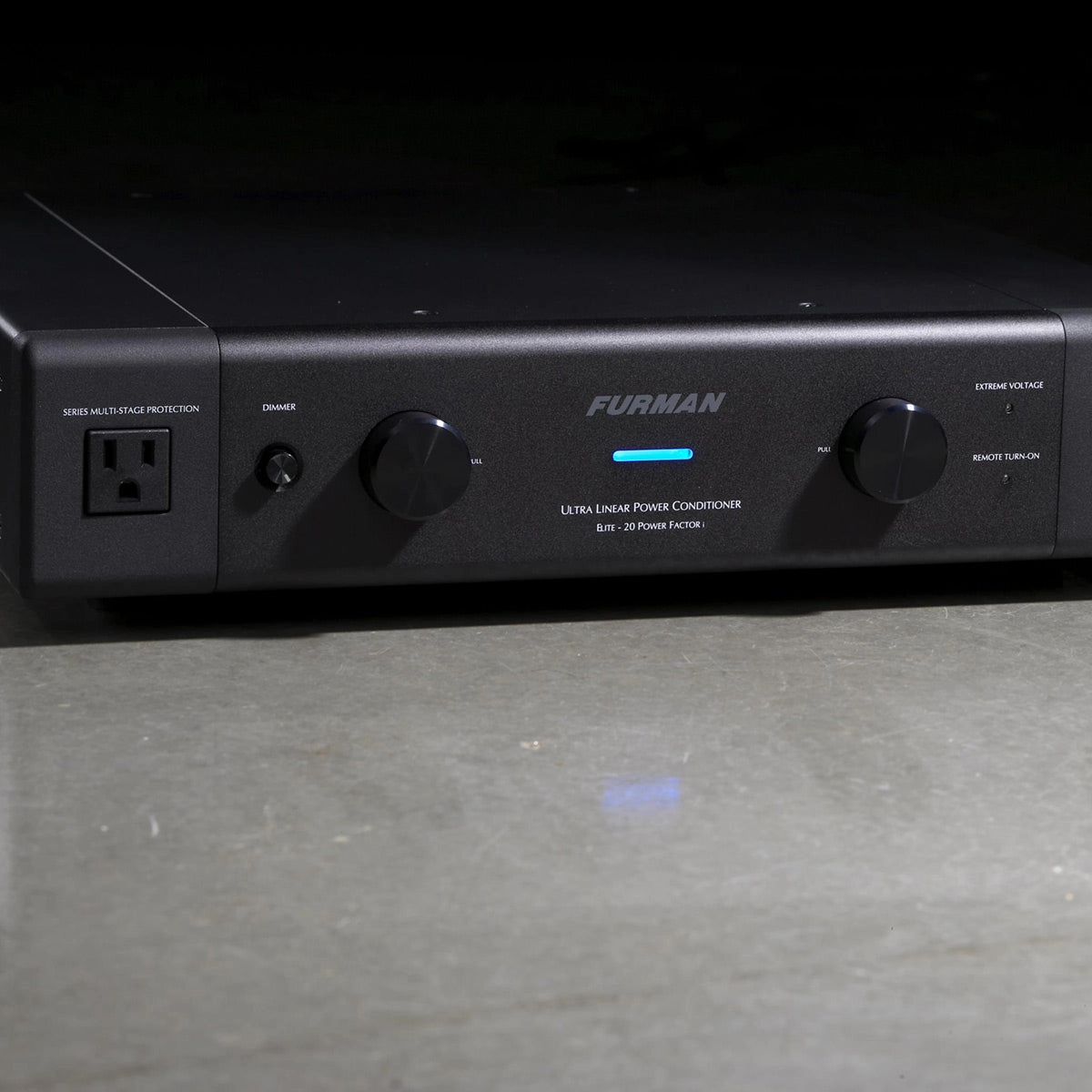 Furman ELITE20 PF i Ultra-Linear AC Power Conditioner