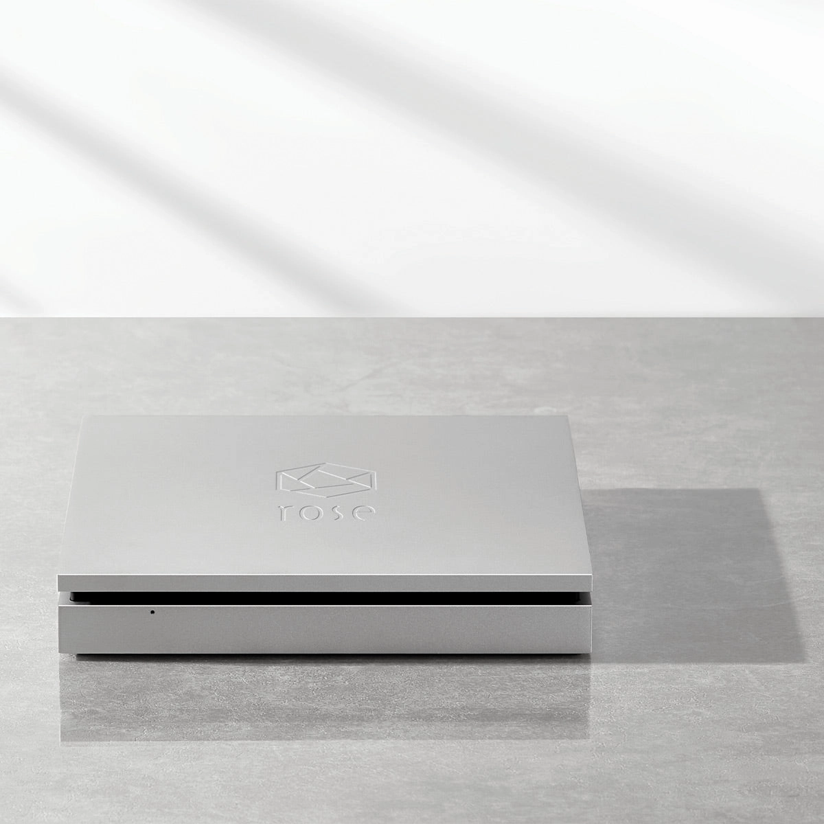 HiFi Rose RS520 Wireless Network Streamer & Integrated Amplifier with Built-In ESS Sabre DAC (Silver) with RSA780 Reference CD Drive and Ripper