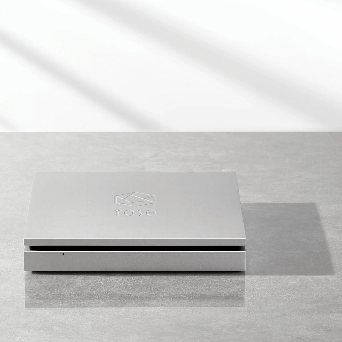 HiFi Rose RS520 Wireless Network Streamer & Integrated Amplifier with Built-In ESS Sabre DAC (Silver) with RSA780 Reference CD Drive and Ripper