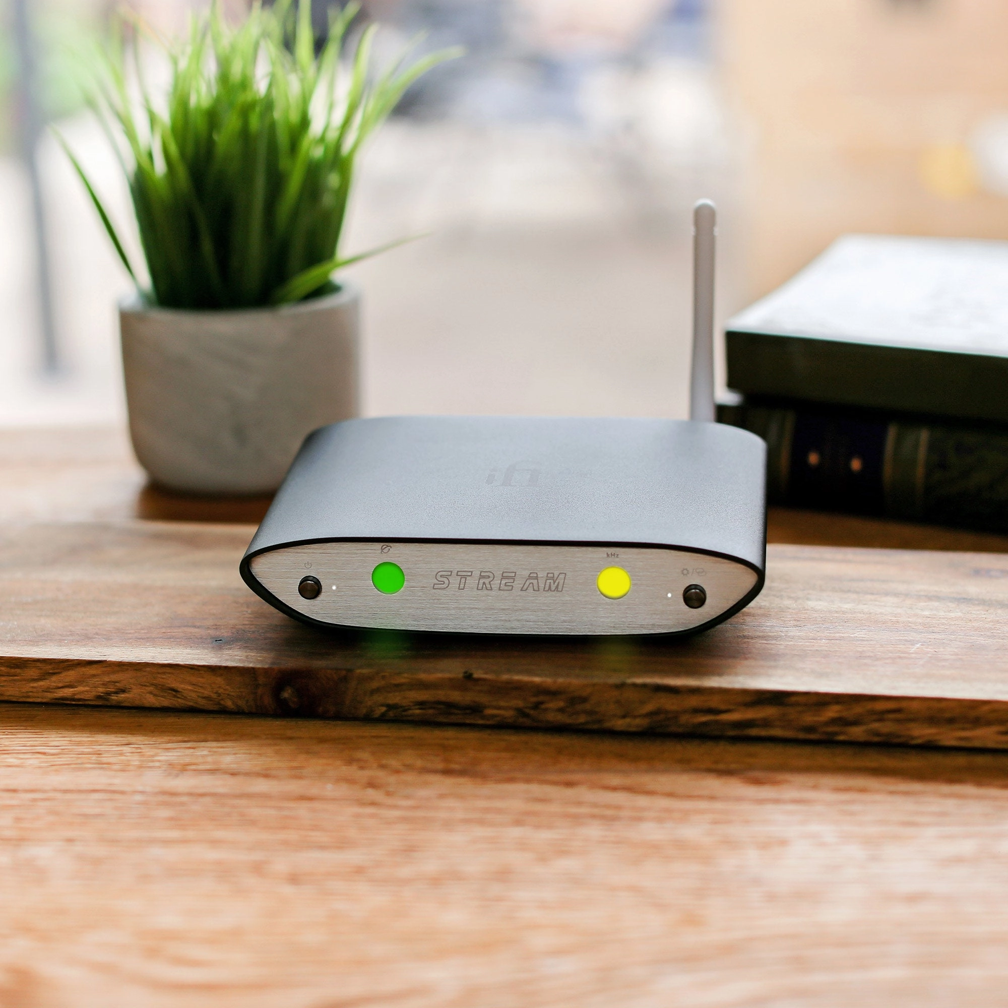 iFi audio ZEN Stream Wireless Network Streamer
