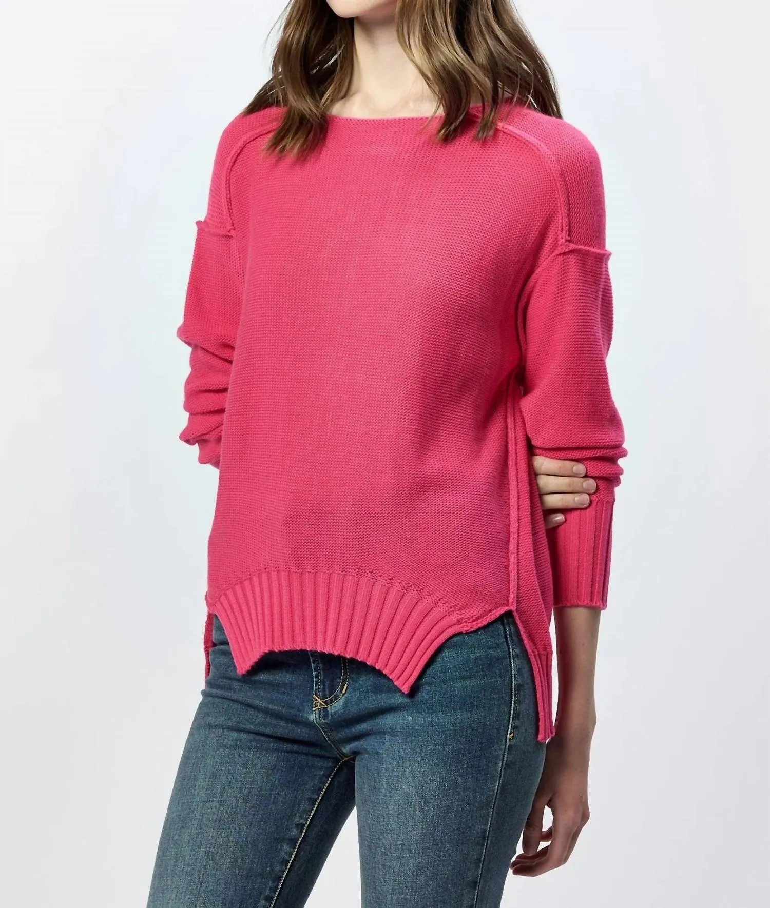 Jenna Crew Neck Long Sleeve Oversized Sweater In Raspberry