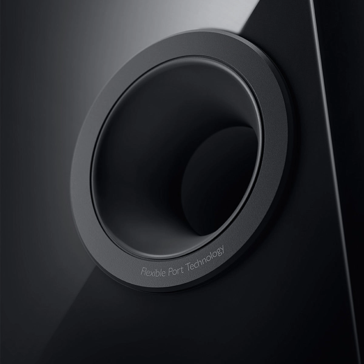 KEF R11 Meta Floorstanding Speaker - Pair (Gloss Black)