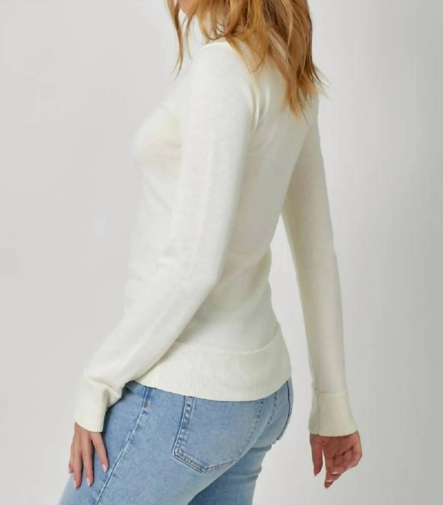 Long Sleeve Turtleneck Sweater In Ivory