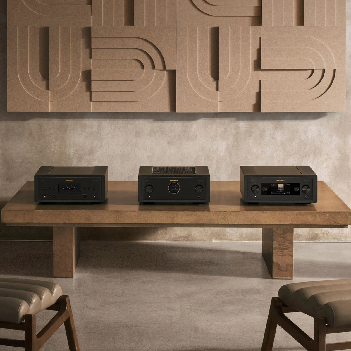 Marantz MODEL10 Integrated Amplifier with LINK10n Streaming Preamplifier and SACD10 CD Player (Black)