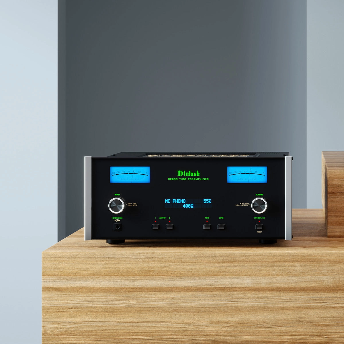 McIntosh C2800 2-Channel Vacuum Tube Preamplifier