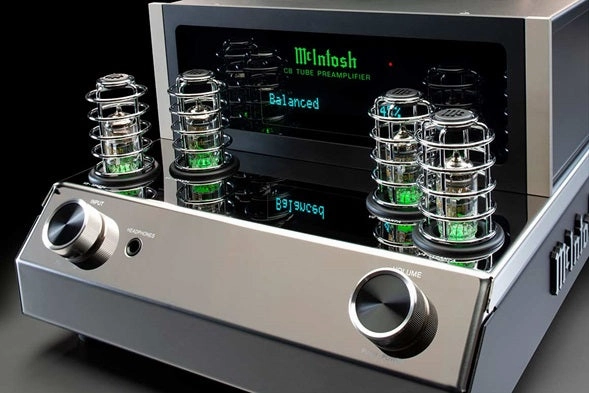 McIntosh C8 - 2-Channel Vacuum Tube Preamplifier