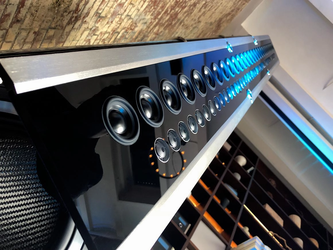 Mcintosh XRT2.1K Floor Standing Loudspeaker