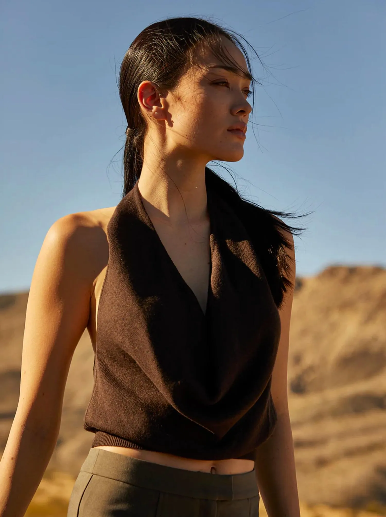 Melanie Cowl Neck Halter Sweater In Espresso