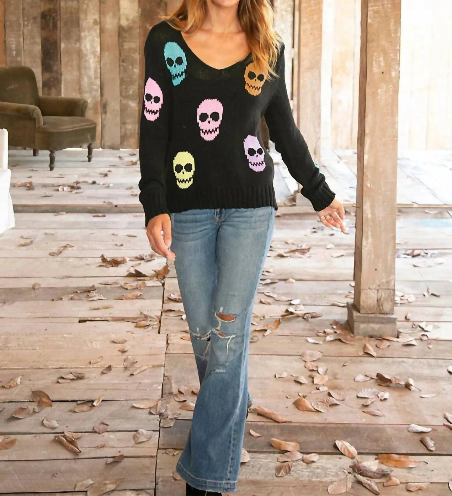 Multiple Skulls V Neck Sweater In Black Multi