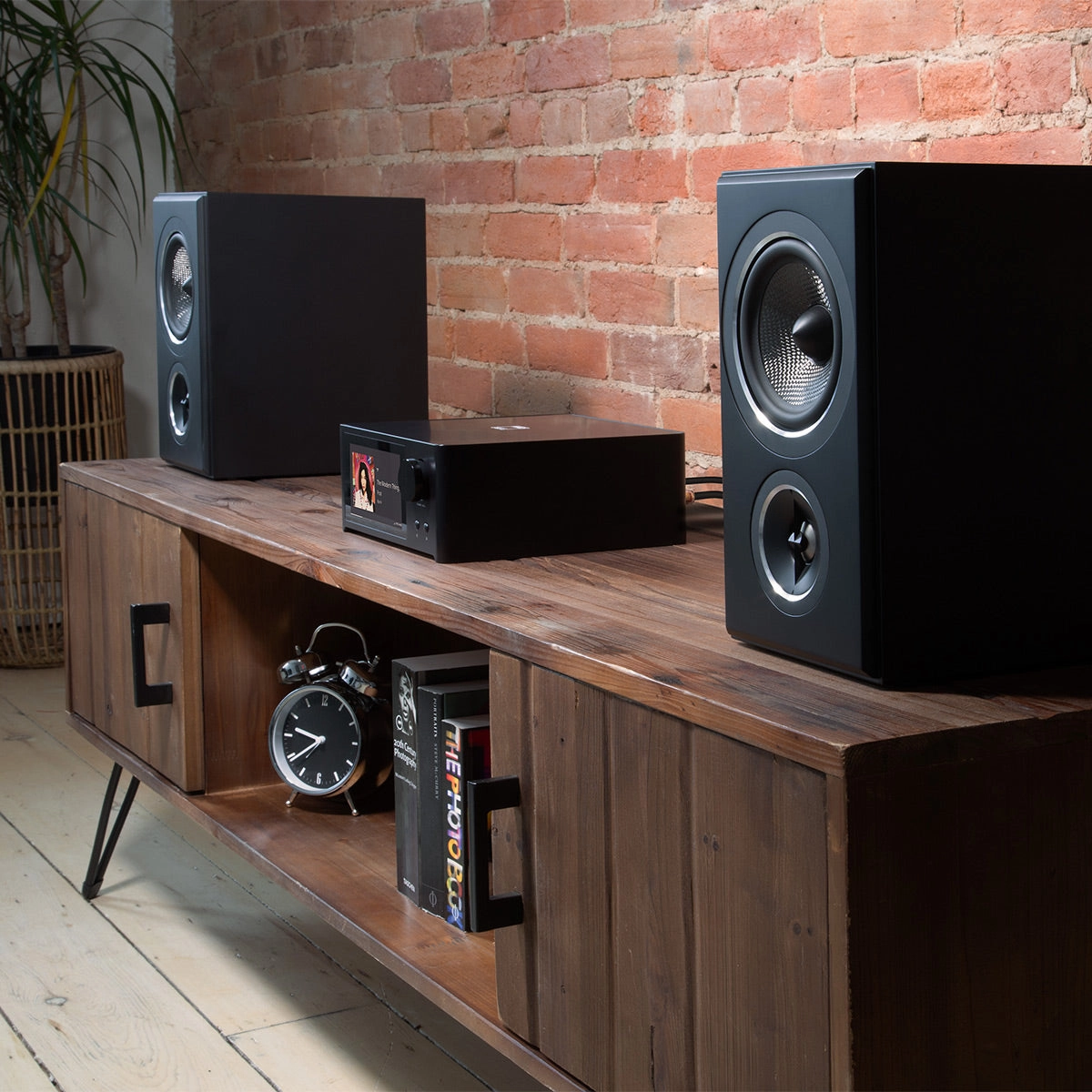 NAD Electronics C 700 V2 Streaming Amplifier with BluOS