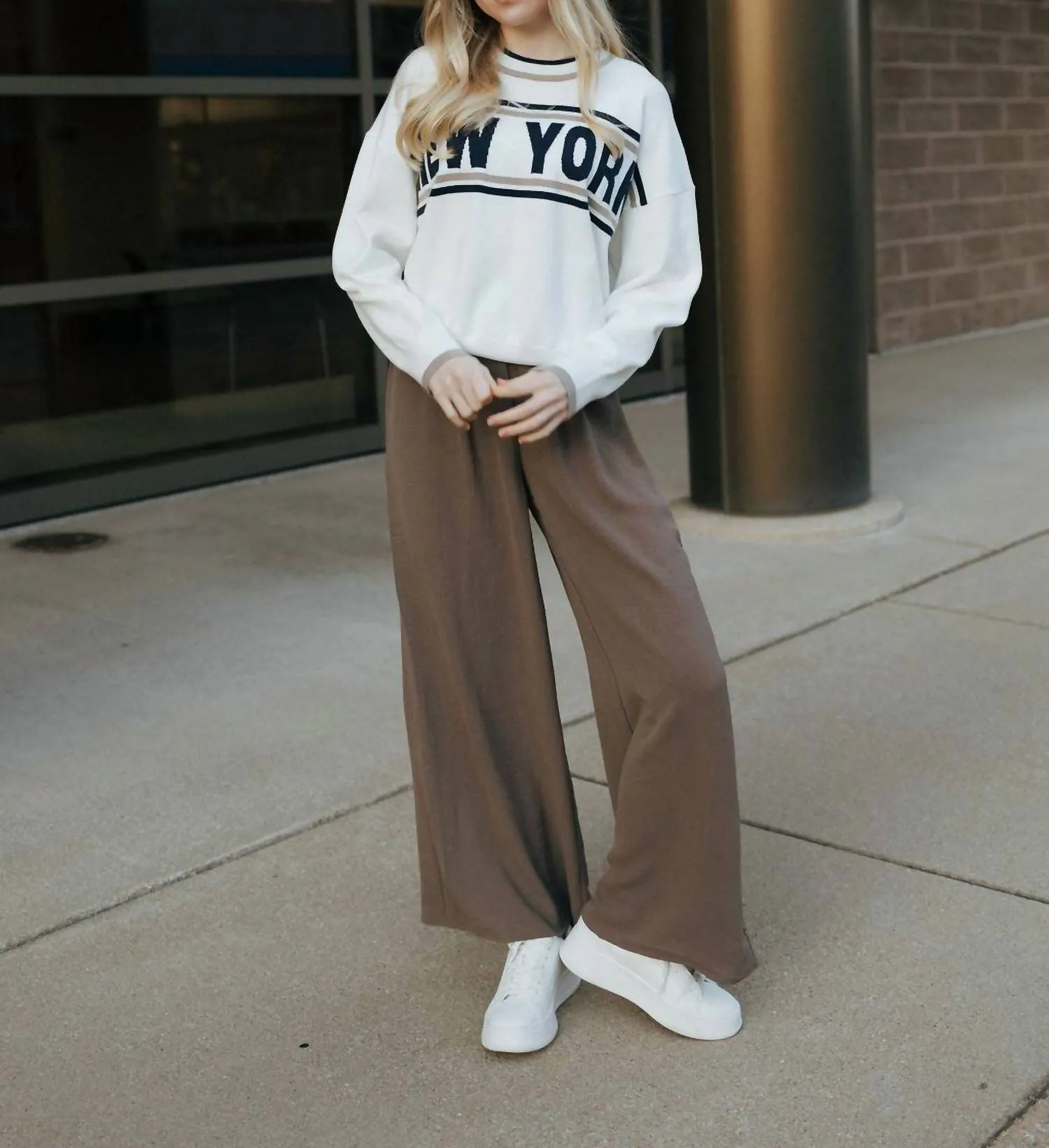 New York Stripe Sweater In Beige/navy