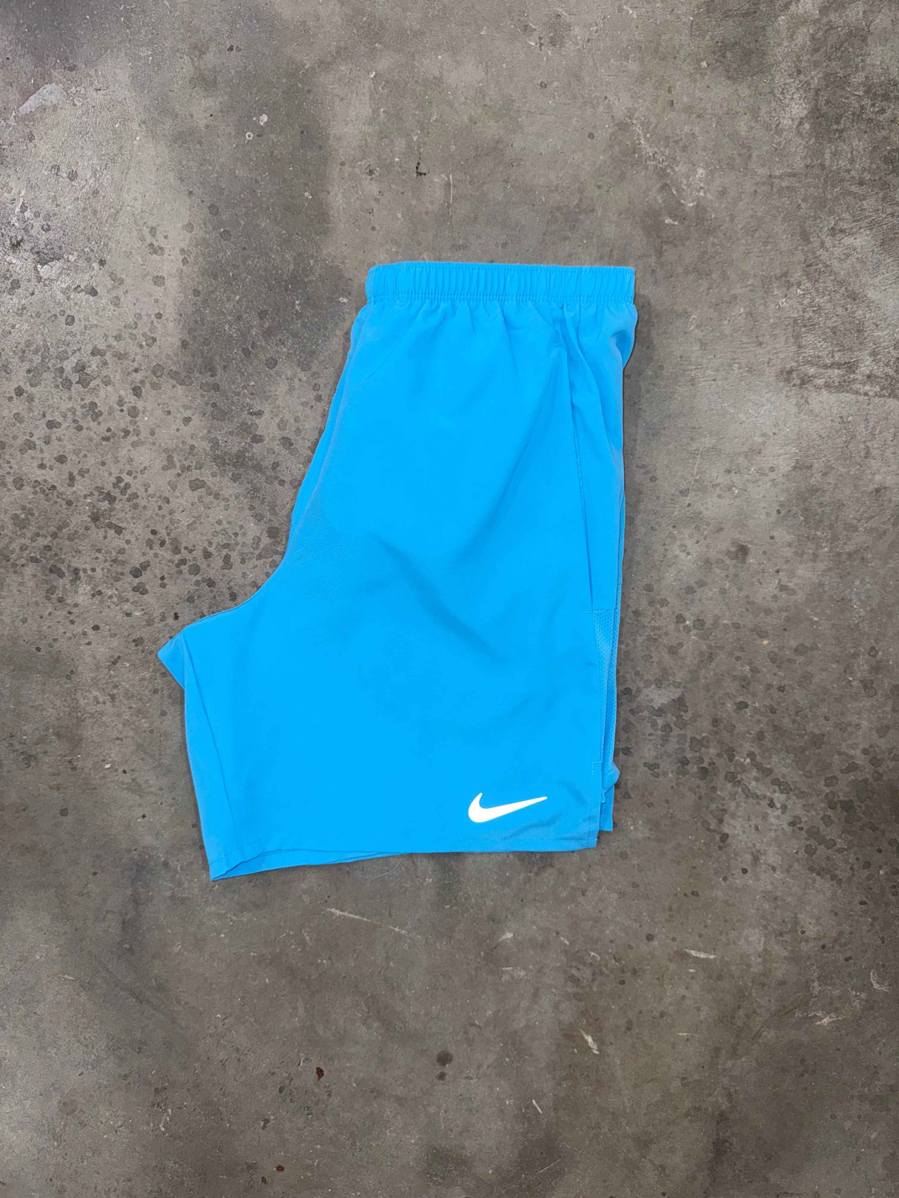 Nike Challenger Shorts - Sky Blue
