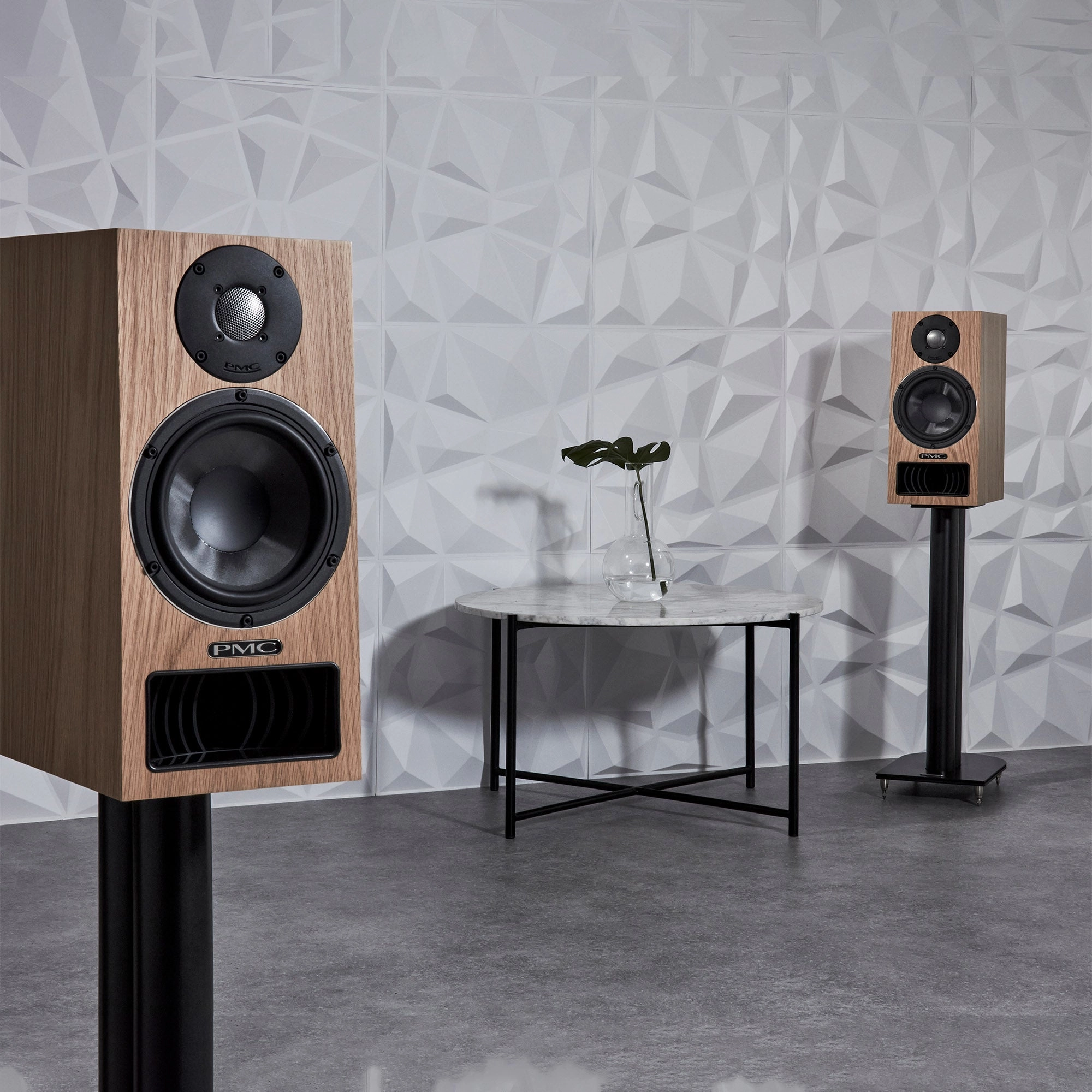 PMC twenty5 22i Bookshelf Speakers