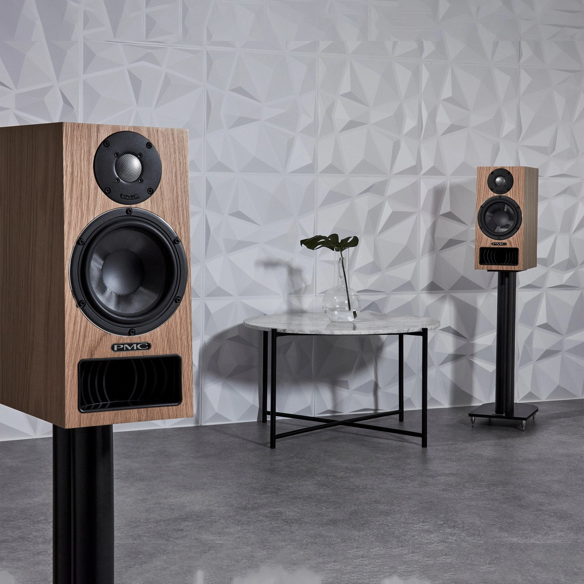 PMC twenty5 22i Bookshelf Speakers