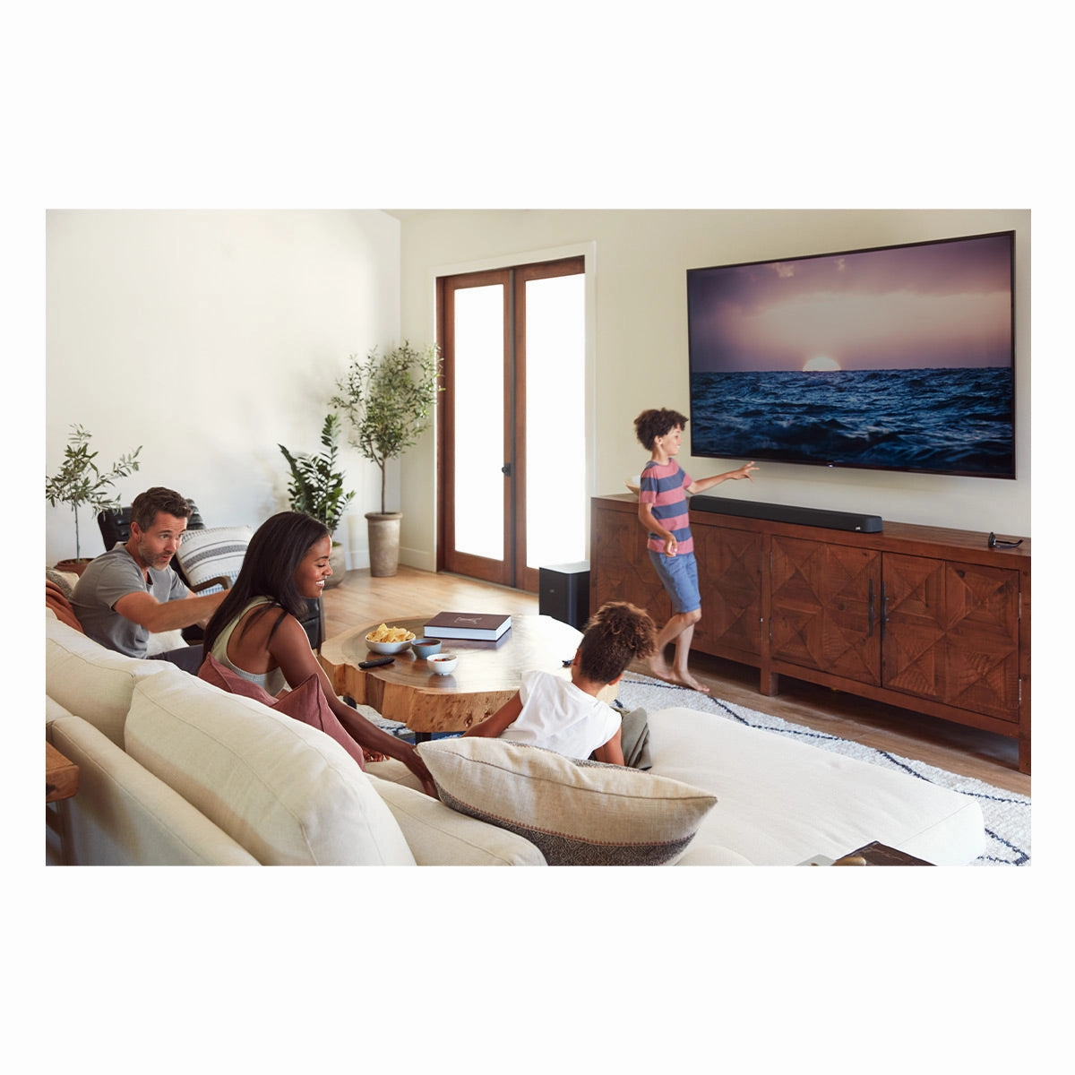Polk Audio MagniFi Max AX 6.1 Channel Soundbar System with Dolby Atmos/DTS:X and 10&rdquo; Wireless Subwoofer