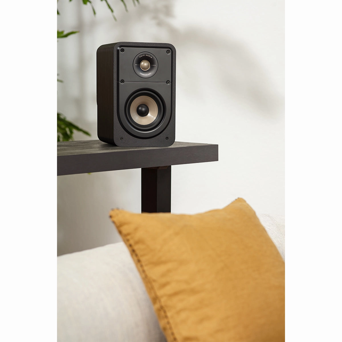 Polk Audio Signature Elite ES15 Compact Bookshelf Speakers - Pair (Black)