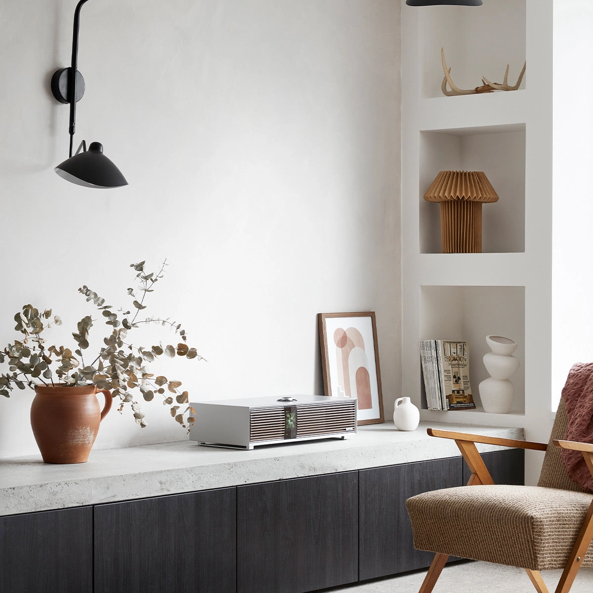 Ruark Audio R410 Integrated Music System (Soft Grey/Walnut)