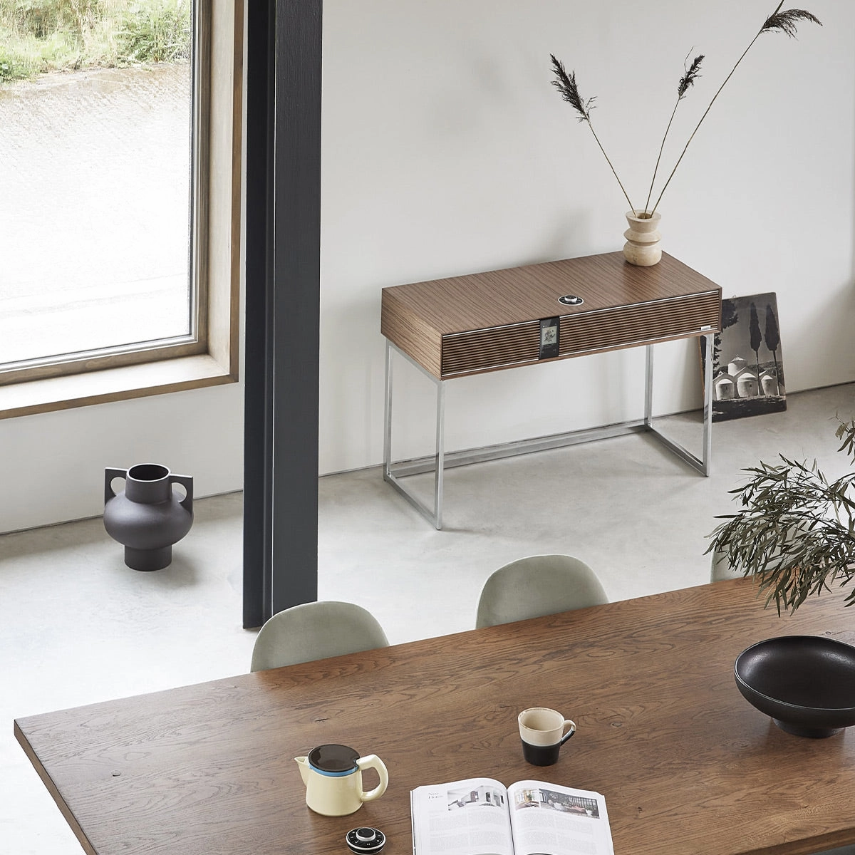 Ruark Audio R810 High Fidelity Radiogram (Walnut/Walnut)