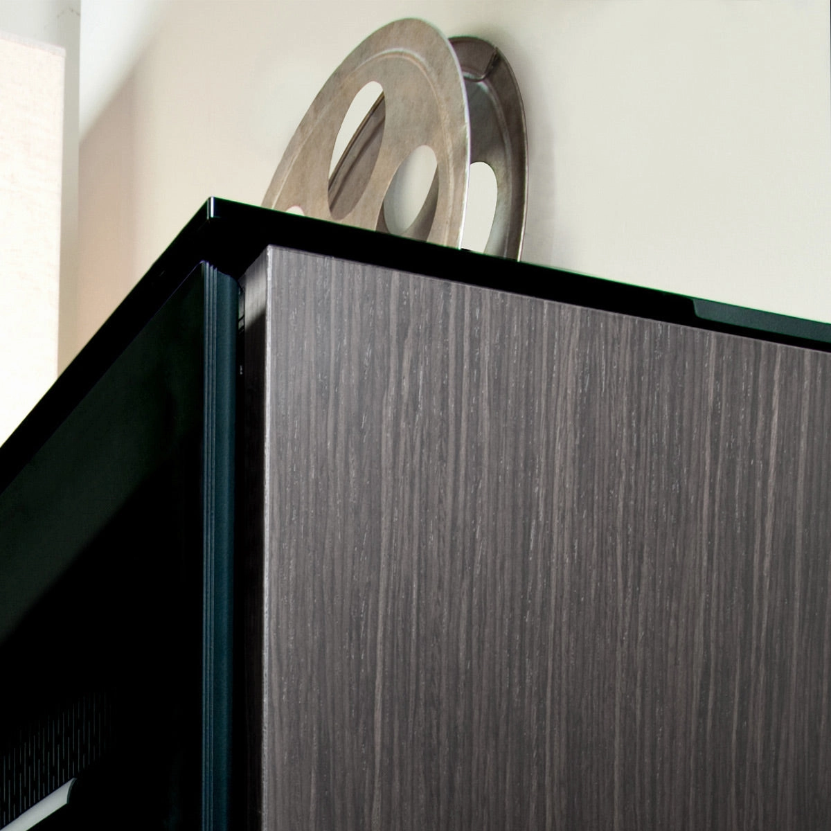Salamander Designs Chameleon Collection Oslo 323 Twin Corner AV Cabinet (Black Oak with Smoked Glass Doors & Black Glass Top)