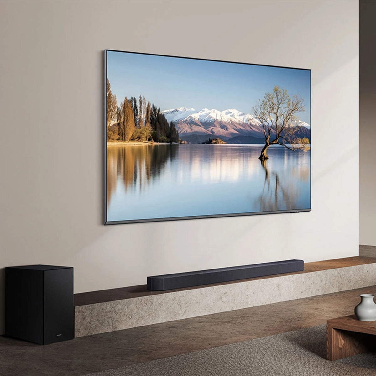 Samsung HW-Q600F 3.1.2 Channel Soundbar and Wireless Subwoofer