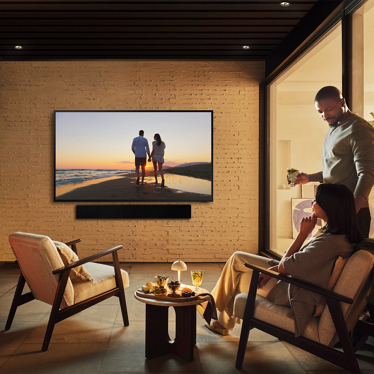 Samsung QN75LST7DA 75" 4K The Terrace Partial Sun QLED UHD Outdoor Smart TV (2024)