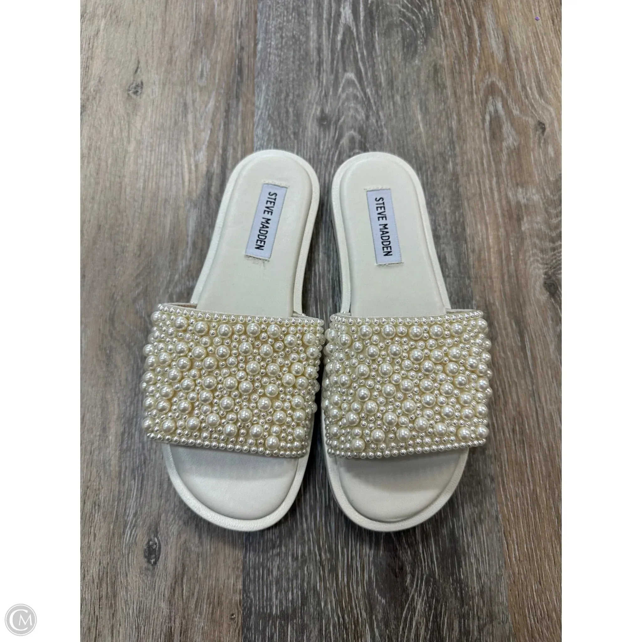 Sandals Flats By Steve Madden In Cream, Size: 6.5