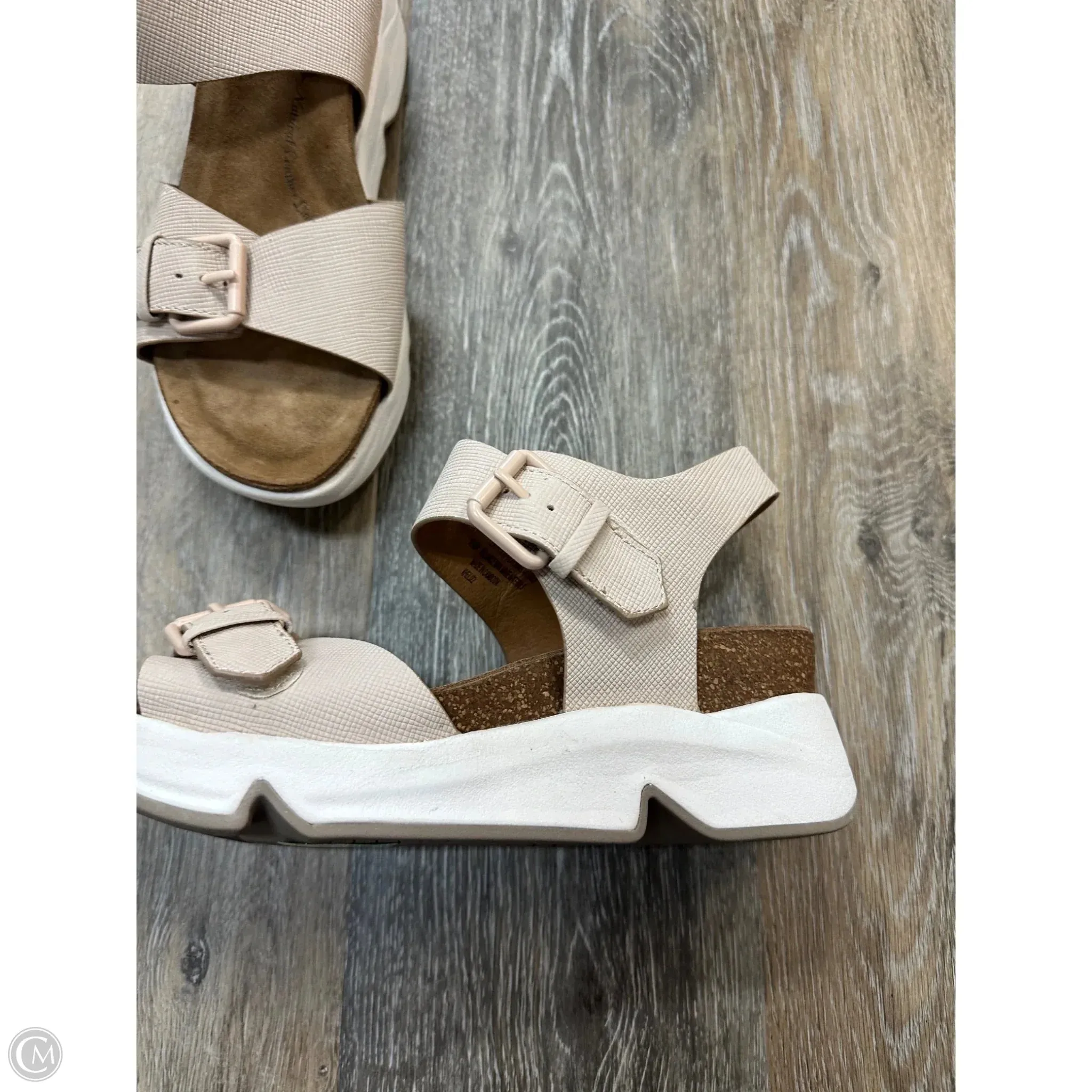 Sandals Heels Wedge By Sofft In Tan & White, Size: 9.5