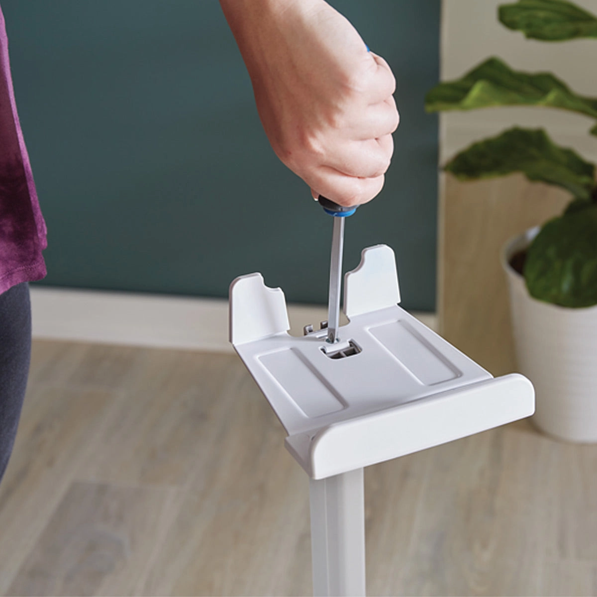 Sanus Wireless Speaker Stands Designed for Sonos Five and Play: 5 Speakers - Each (White)