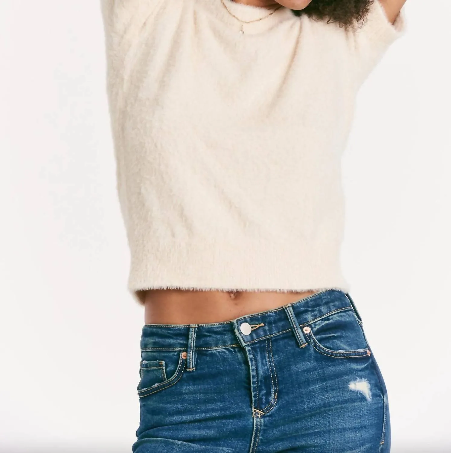 Solei Fuzzy Short Sleeve Sweater In Birch