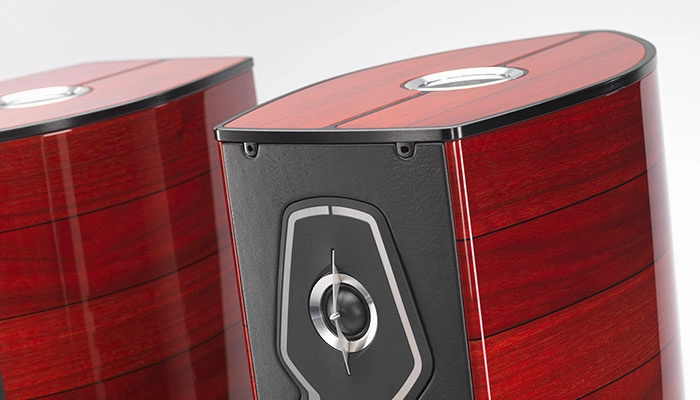 Sonus Faber Guarneri Tradition Speakers (Carbon Fiber Stands Incl)